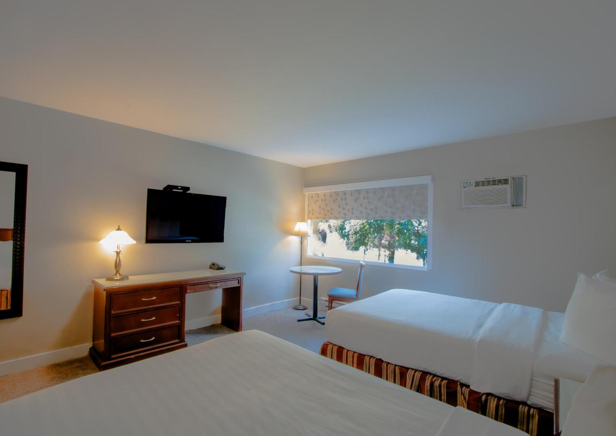 Scott'S Inn & Suites Kamloops Esterno foto