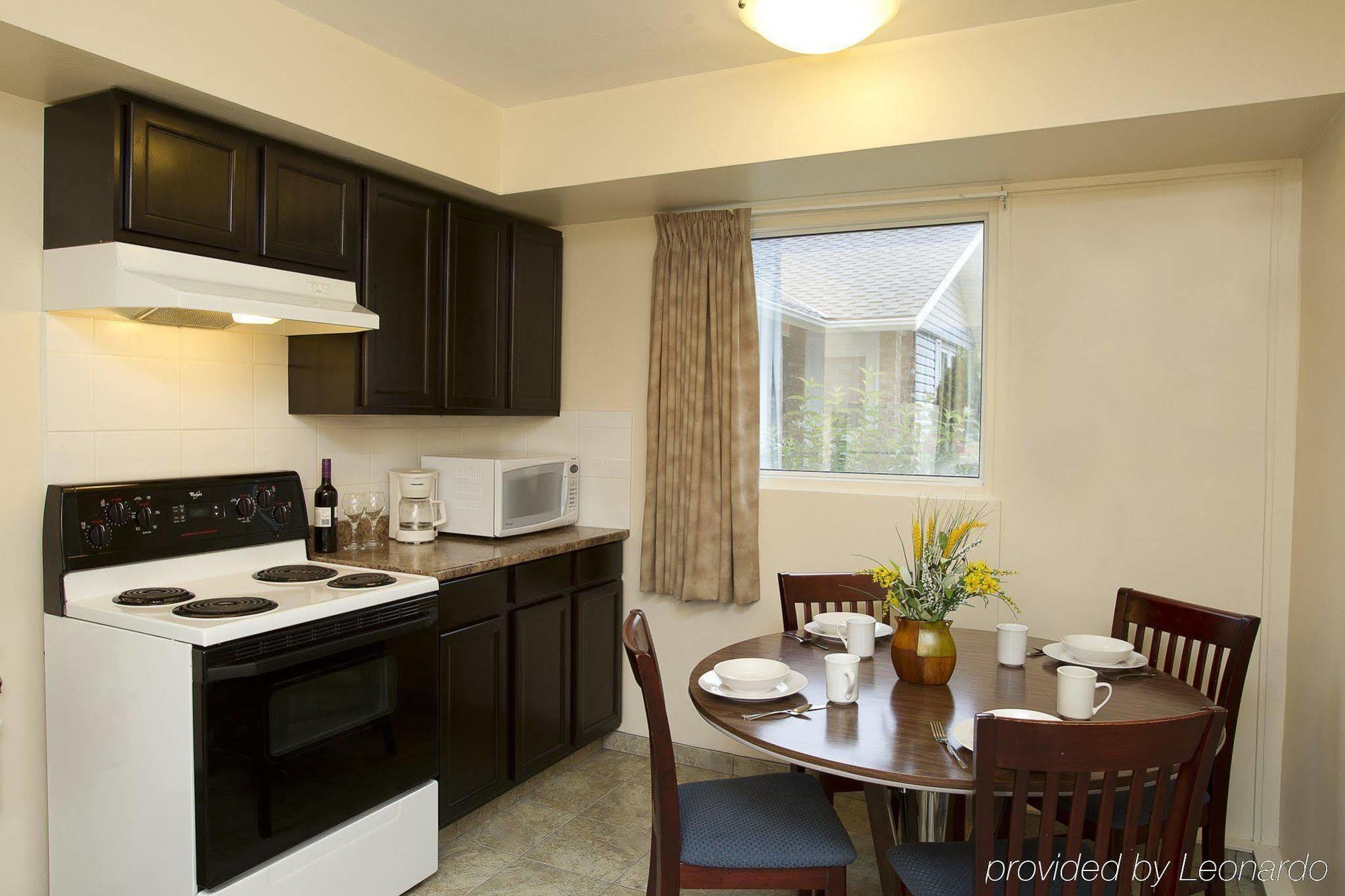 Scott'S Inn & Suites Kamloops Esterno foto